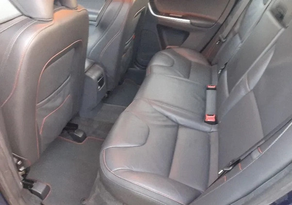 Volvo XC 60 cena 58900 przebieg: 187000, rok produkcji 2015 z Turek małe 67